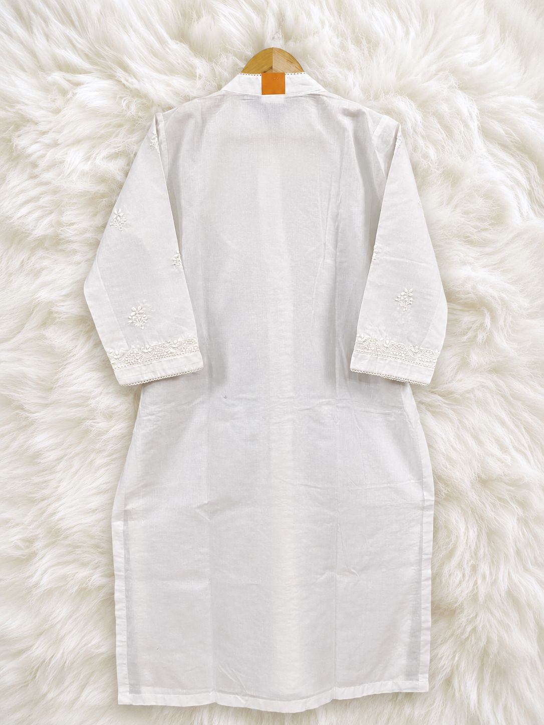 Ivory White Floral Chikankari Cotton Kurti